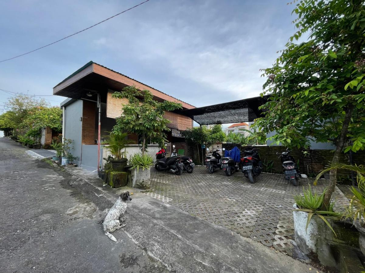 Belimbing Guest House Canggu 外观 照片